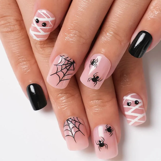 24pcs Wearable Nails Patch Pumpkin Spider Ghost Halloween Style Artificial False Nail Art Manicure Removable Girl Halloween Gift