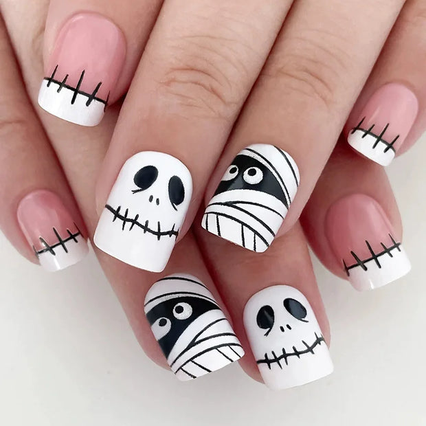 24pcs Wearable Nails Patch Pumpkin Spider Ghost Halloween Style Artificial False Nail Art Manicure Removable Girl Halloween Gift